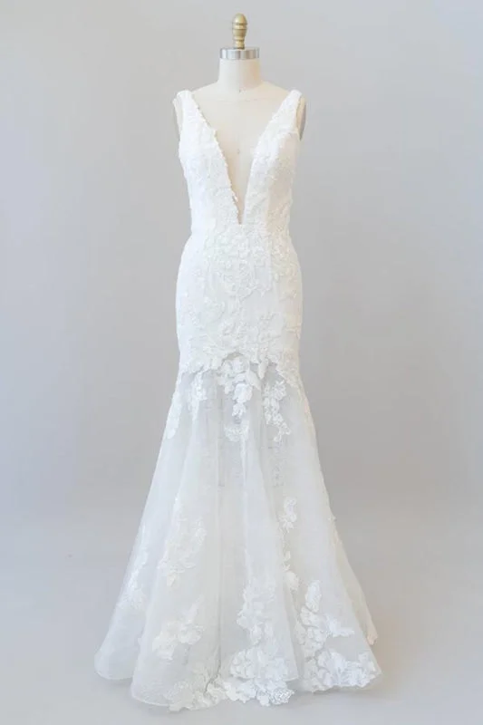 Open Back Dress Deep V-neck Appliques Tulle Mermaid Wedding Dress