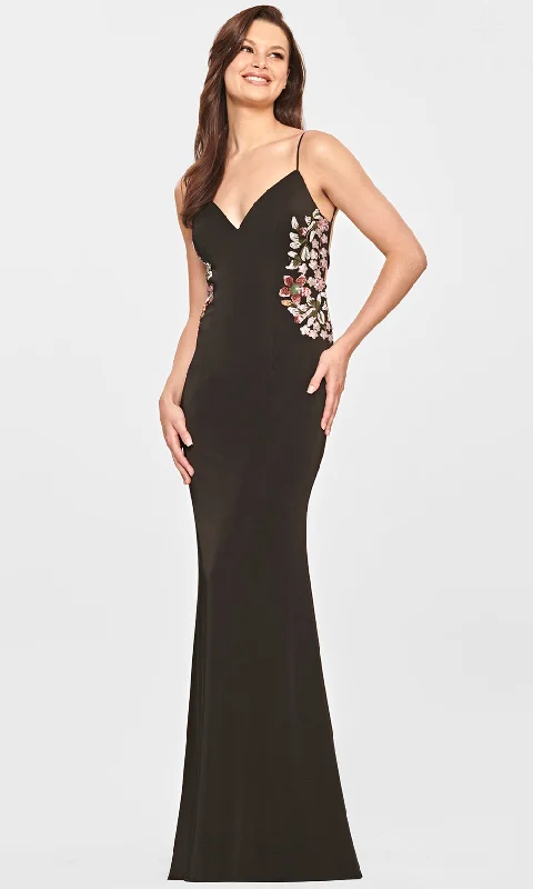 Fashionista’s Dream Dress Faviana S10859