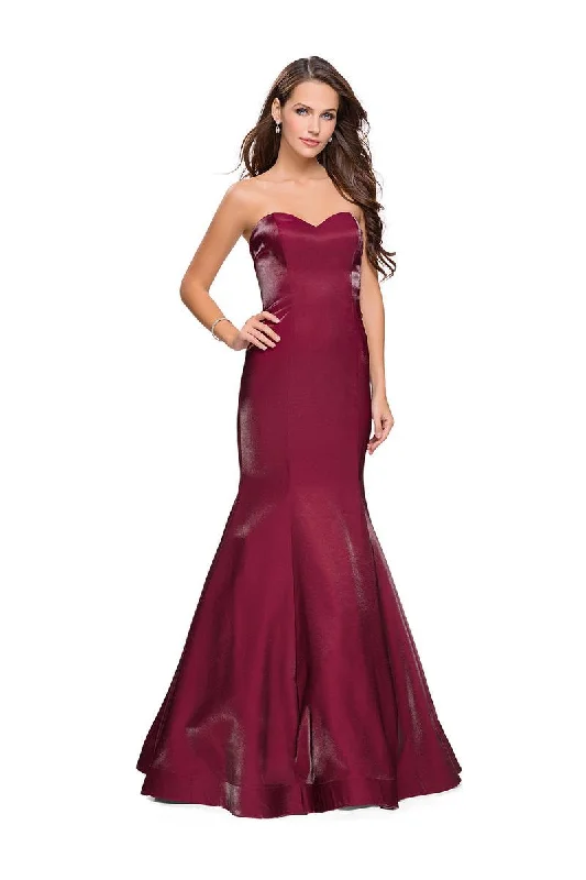 Vintage Lace Dress La Femme - 25383 Lustrous Strapless Satin Trumpet Gown