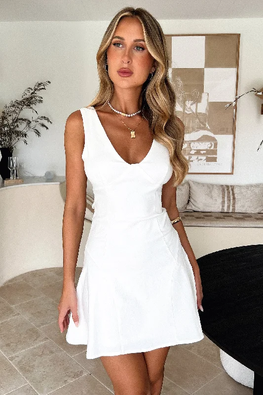 Timeless Gown Morelle Dress - White