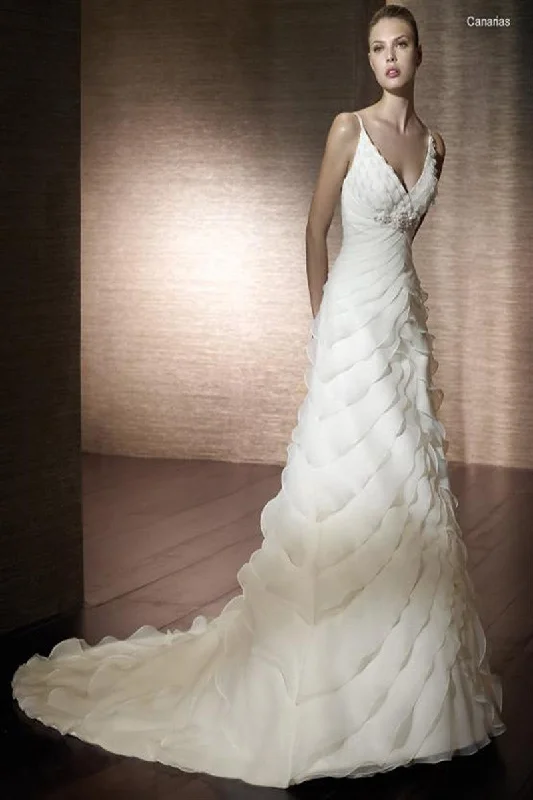 Show-Stopping Evening Gown Pronovias San Patrick Bridal Gown Canarias Size 8 Ivory Wedding dress Show-Stopping Evening Gown Pronovias San Patrick Bridal Gown Canarias Size 8 Ivory Wedding dress