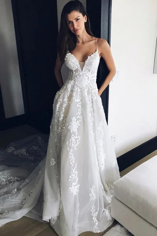 Fitted Formal Dress Spaghetti Strap V Neck Beach Court Train Tulle Wedding Dress with Lace Fitted Formal Dress Spaghetti Strap V Neck Beach Court Train Tulle Wedding Dress with Lace