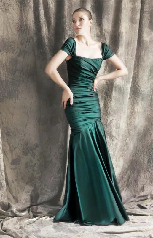 Timeless Satin Dress Theia - Ruched Mermaid Gown 881422