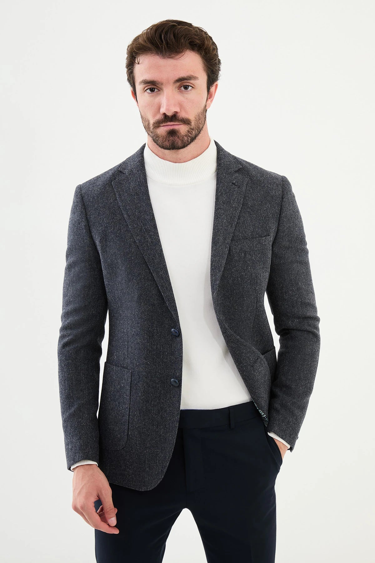Futuristic Outfit Bojoni Capena Patterned Slim Fit Mono Collar Classic Navy Blue Wool Blazer Futuristic Outfit Bojoni Capena Patterned Slim Fit Mono Collar Classic Navy Blue Wool Blazer