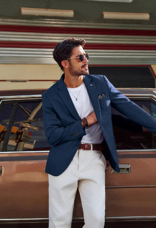 Relaxed Aesthetic Men Double Back Slit Blazer Coat Two-Button Notch Lapel Suit Coat with Square